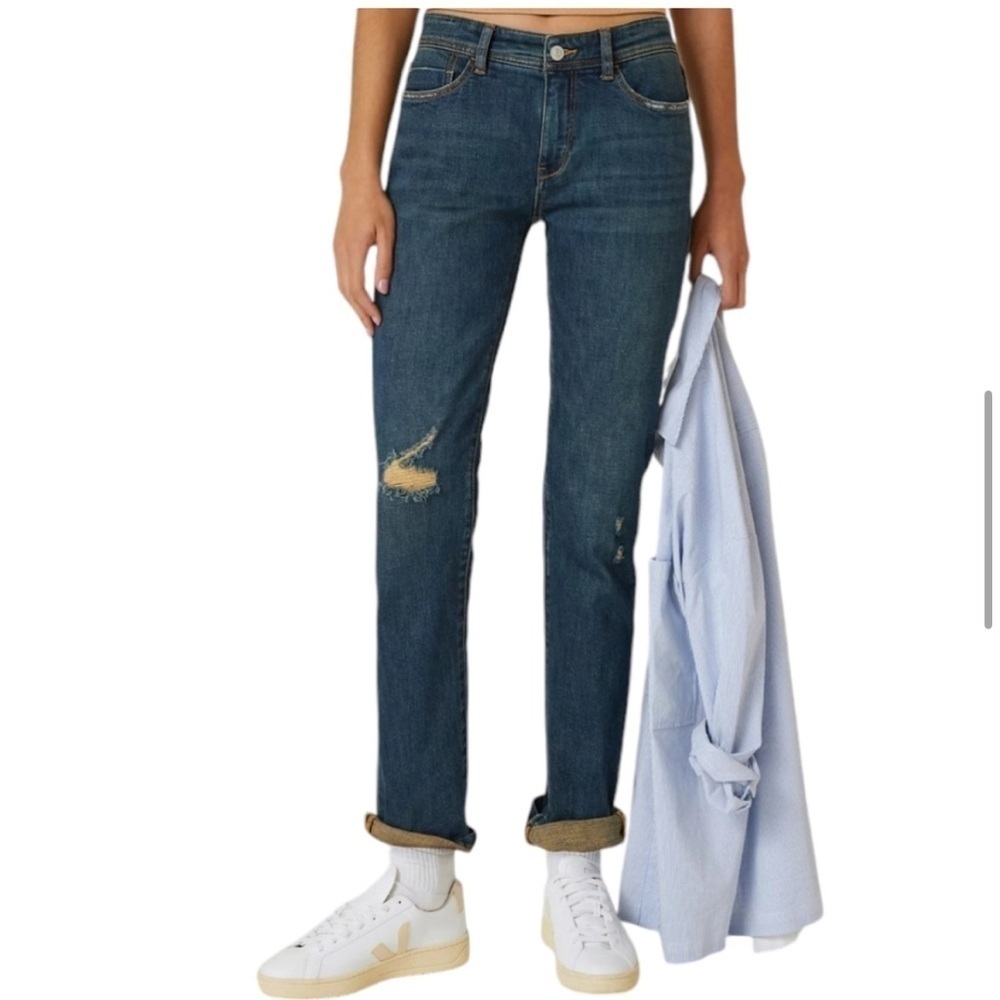 Anthropologie Pilcro Slim Boyfriend Jeans Mid-rise Distressed Stretch